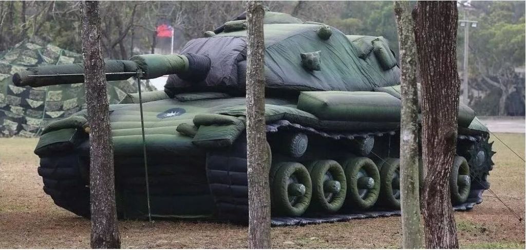 杜集军用充气坦克